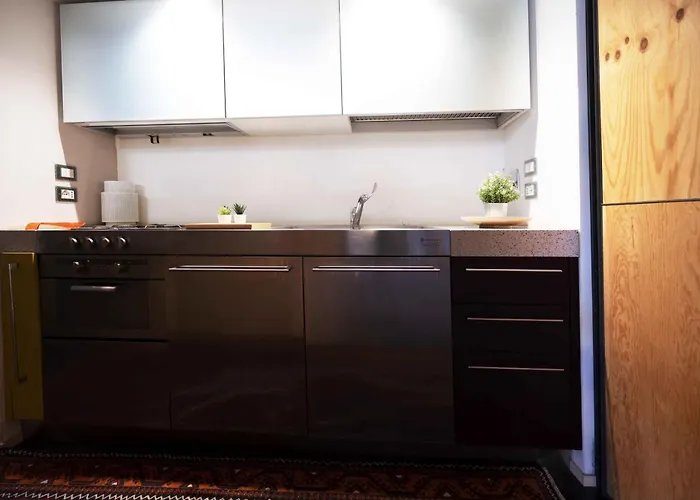 Rk Golden House بولونيا