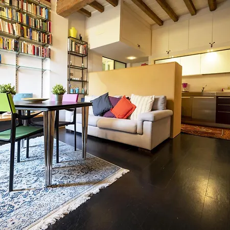 Rk Golden House Apartamento Bolonia